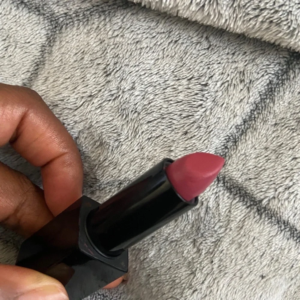 Japonesque kumadori pink lipstick